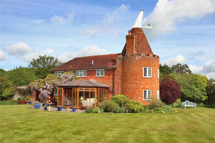 4 Bedroom Detached House For Sale In Ingleden Park, Swain Road, Tenterden, Kent, TN30