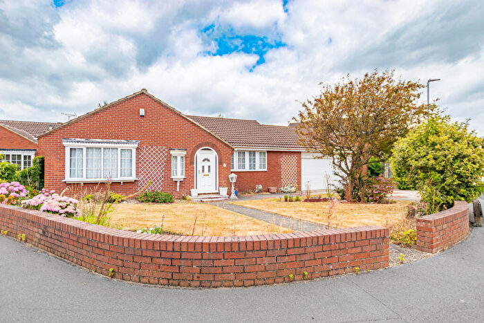 3 Bedroom Detached Bungalow For Sale In Oakdene Way, Alwoodley, Leeds, LS17