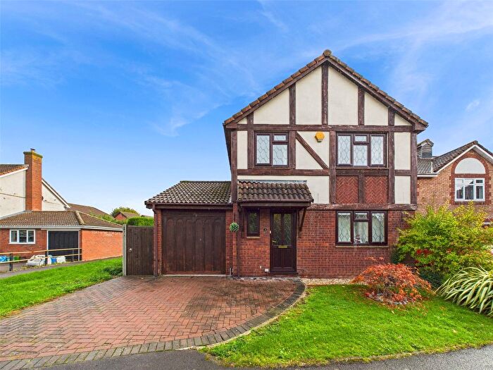 4 Bedroom Detached House For Sale In Deerhurst Close, Abbeymead, Gloucester, Gloucestershire, GL4