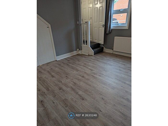 2 Bedroom End Of Terrace House To Rent In Fairfax Mews, Colchester, CO2