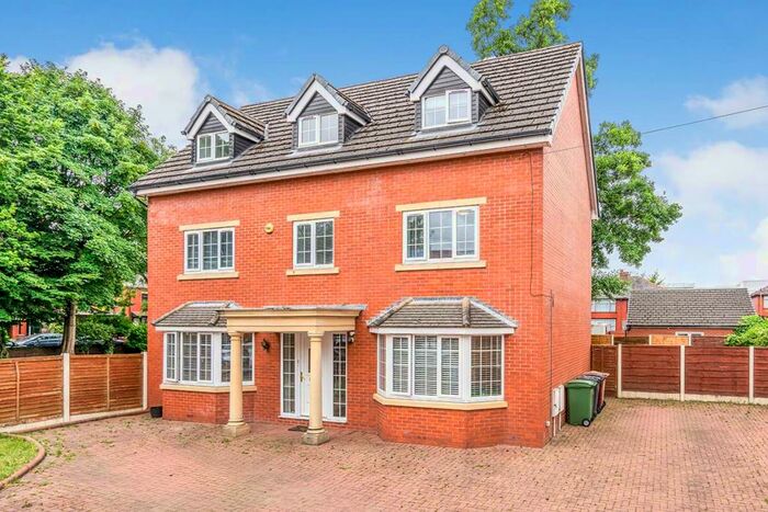 6 Bedroom Detached House To Rent In Alexandra Street, Farnworth, Bolton, Greater Manchester, BL4
