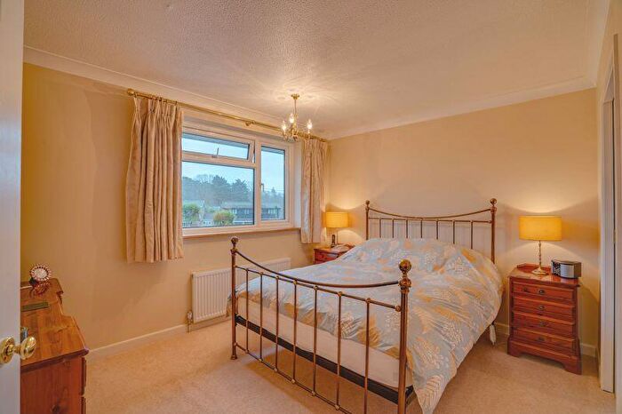 4 Bedroom Detached House For Sale In St. Pauls Road, Sarisbury Green, SO31