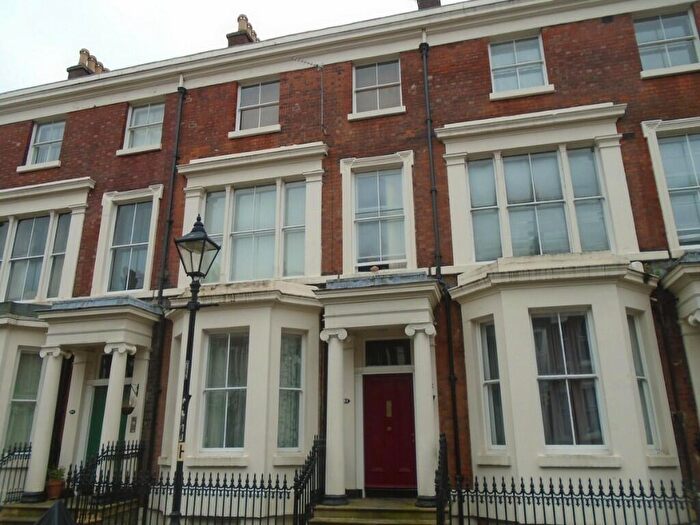 2 Bedroom Flat To Rent In Huskisson Street, Liverpool, Merseyside, L8