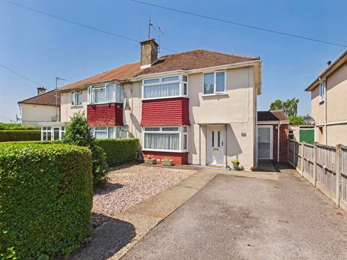 3 Bedroom Semi Detached House For Sale In Sandyleaze, Gloucester, GL2