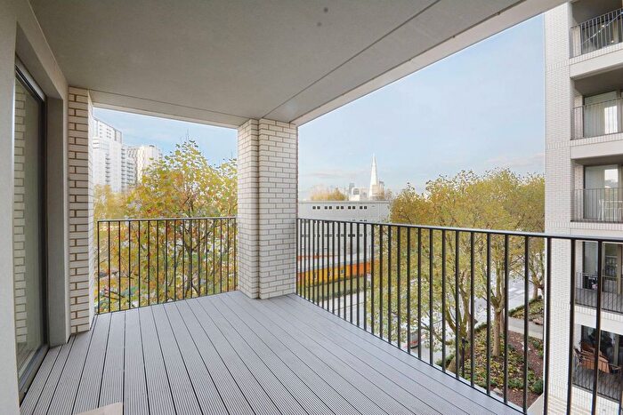 2 Bedroom Flat To Rent In Elephant And Castle, Elephant And Castle, London, SE17