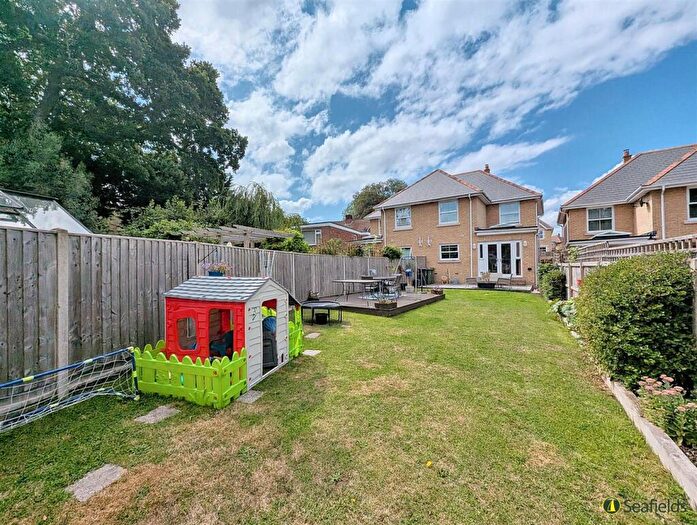 3 Bedroom Semi-Detached House For Sale In Gassiot Place, Ryde, PO33