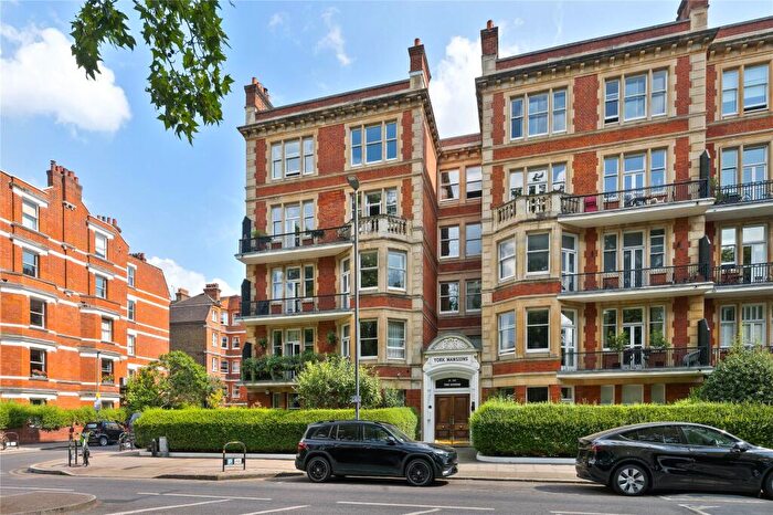 4 Bedroom Flat For Sale In York Mansions, Prince Of Wales Drive, London, SW11