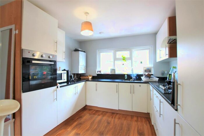 2 Bedroom Flat To Rent In Nursery Waye, Uxbridge, UB8