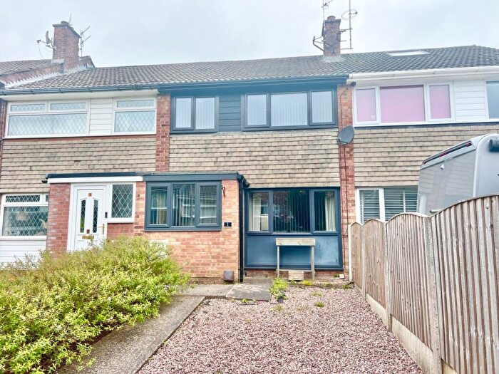 3 Bedroom House For Sale In Gorsey Clough Walk, Tottington, Bury, Greater Manchester, BL8