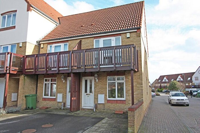 2 Bedroom End Of Terrace House To Rent In Tintagel Way, Port Solent, PO6