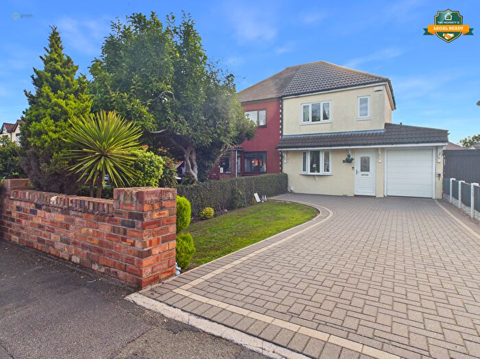 2 Bedroom Semi Detached House For Sale In Sutton Road, Mile Oak, Tamworth, B78