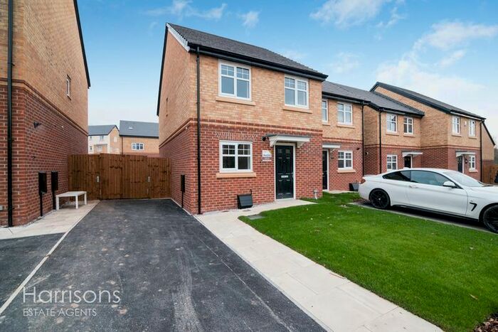 3 Bedroom Property To Rent In Field Hurst Croft, Atherton, Manchester., M46