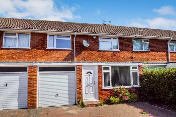 3 Bedroom House To Rent In Knights Close, Windsor, SL4