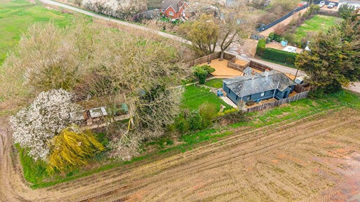 2 Bedroom Detached Bungalow For Sale In Murrow Lane, Murrow, Wisbech, Cambs, PE13