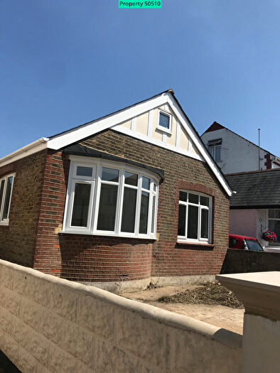 2 Bedroom Bungalow To Rent In Barnsole Road, Gillingham, ME7