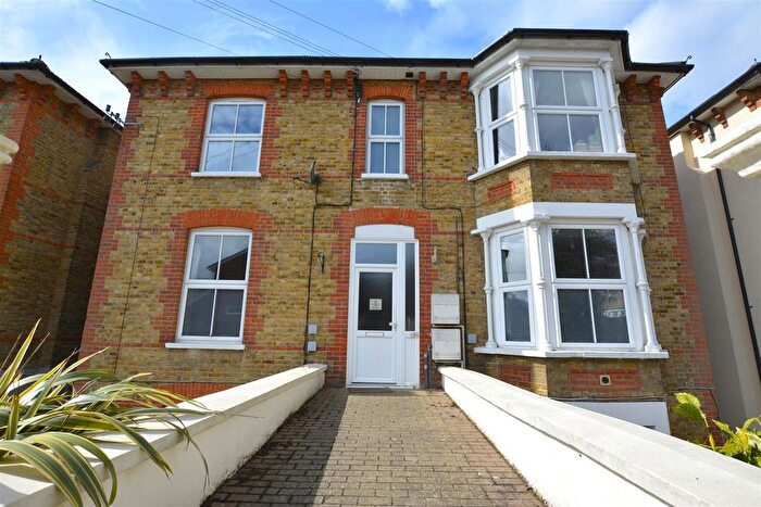 1 Bedroom Flat To Rent In Rose Valley, Brentwood, CM14