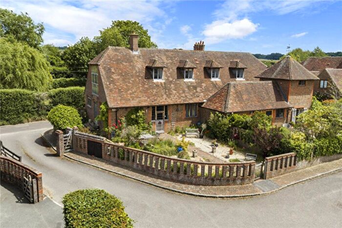 3 Bedroom End Of Terrace House For Sale In The Barns, Shackleford, Godalming, Surrey, GU8