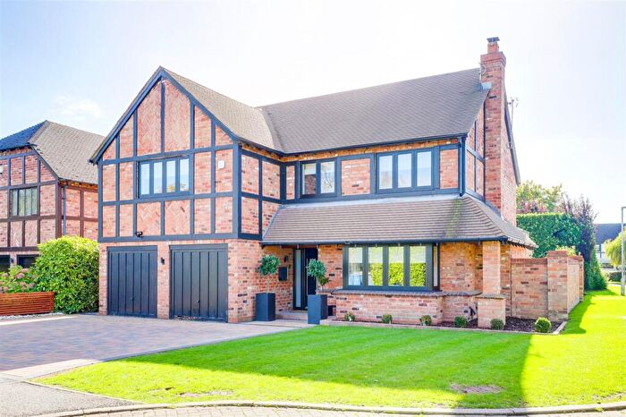 4 Bedroom Detached House For Sale In Heathervale, West Bridgford, NG2