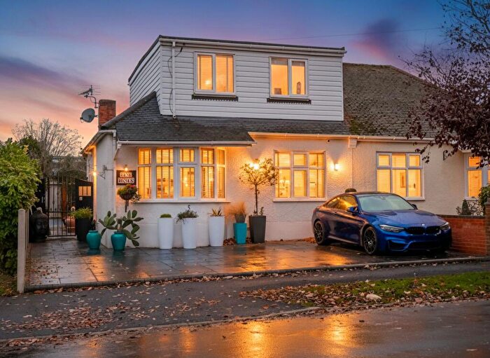 3 Bedroom Semi Detached House For Sale In Philmead Road, Benfleet, SS7