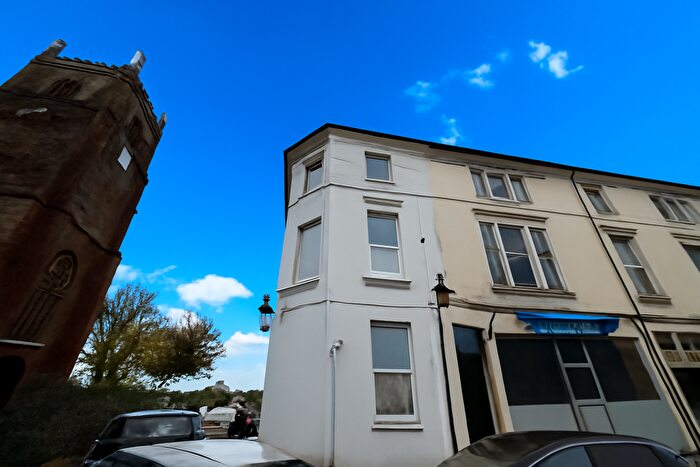 1 Bedroom Property To Rent In Church Street, Paignton, TQ3