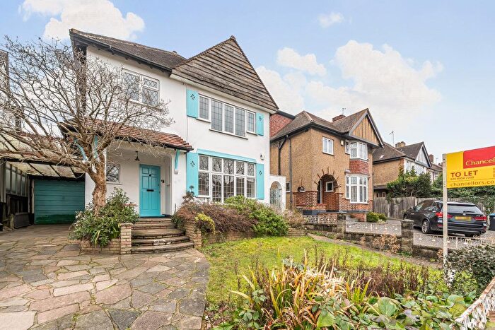 4 Bedroom Detached House To Rent In Harrow, Greater London, HA3