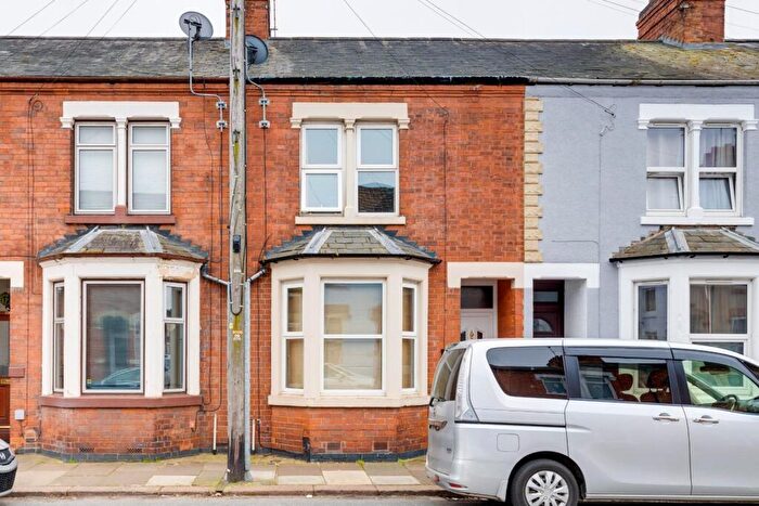 3 Bedroom Terraced House For Sale In Southampton Road, Far Cotton, Northampton, NN4