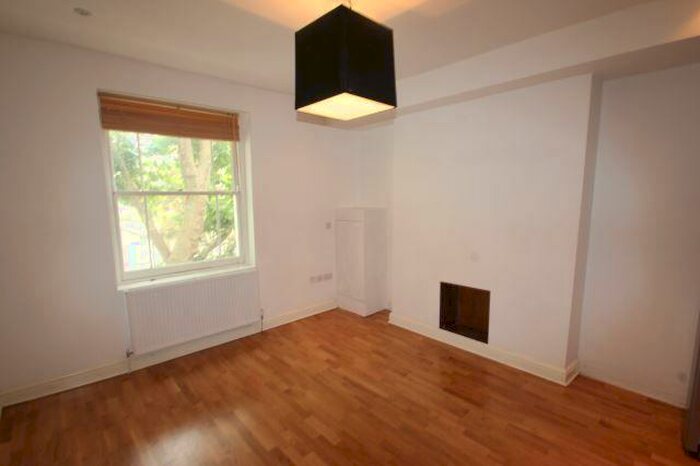 Flat To Rent In St Johns Grove, Archway, N19
