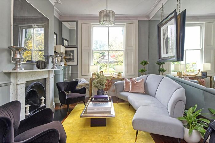 4 Bedroom House To Rent In Offord Road, Islington, N1