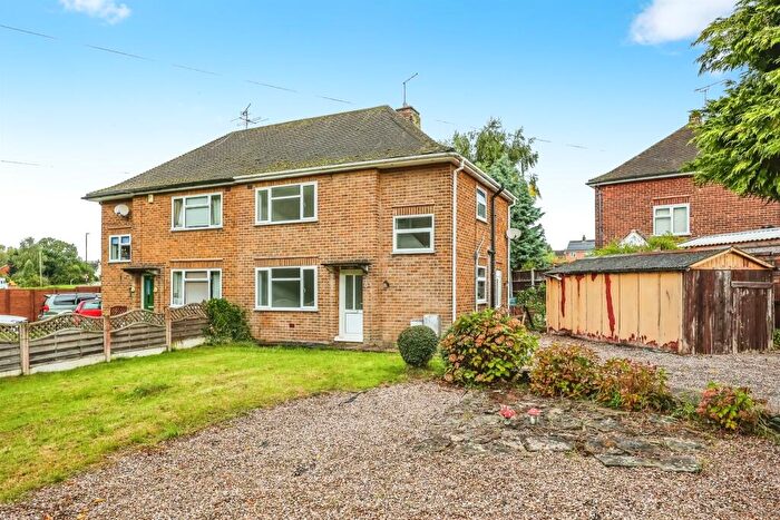 3 Bedroom Semi-Detached House For Sale In Frederic Avenue, Heanor, DE75