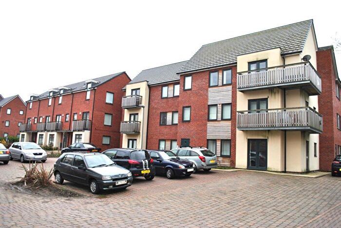 2 Bedroom Flat To Rent In Mere Drive, Swinton, Manchester, M27