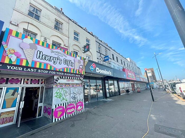 3 Bedroom Flat To Rent In Marine Terrace, Margate, CT9