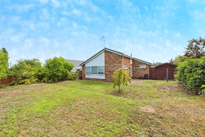 3 Bedroom Detached Bungalow For Sale In Woodlands Rise, Brandon, IP27