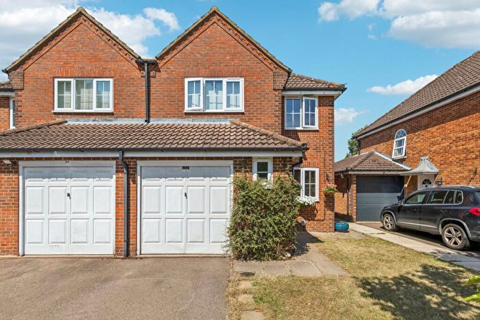 3 Bedroom Semi-Detached House For Sale In Kingsley Court, Welwyn Garden City, Hertfordshire, AL7