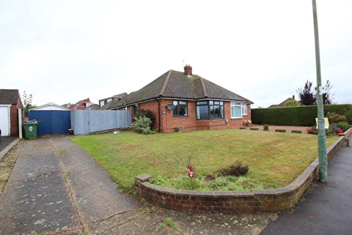 2 Bedroom Semi-Detached Bungalow For Sale In Roseleigh Avenue, Allington, Maidstone, ME16