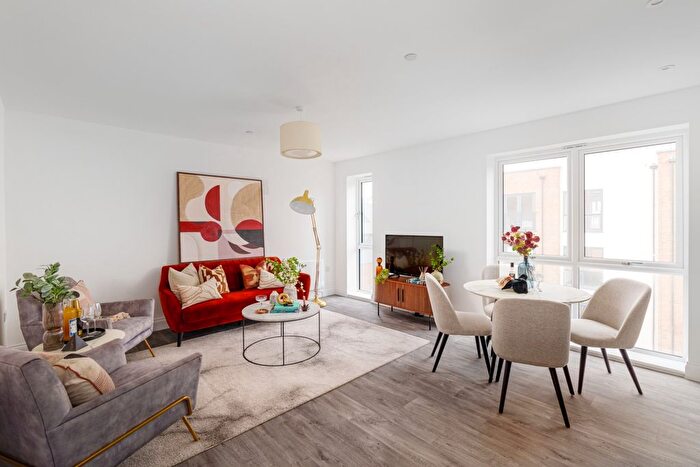 1 Bedroom Flat For Sale In St Aubyns, Vaughan Williams Way, Rottingdean, Brighton, BN2