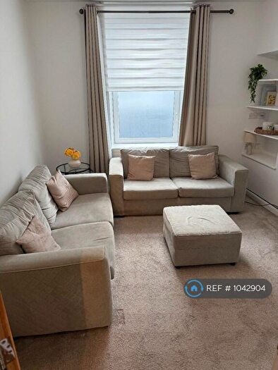 2 Bedroom Flat To Rent In Crown Terrace - Ground Floor, Aberdeen, AB11