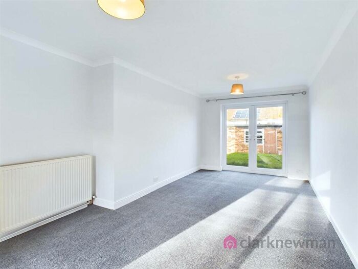 2 Bedroom End Of Terrace House To Rent In Carters Mead, Harlow, CM17