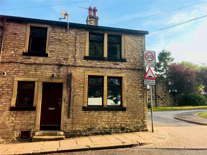 2 Bedroom Terraced House To Rent In St Peters Square, Sowerby, Sowerby Bridge, West Yorkshire, HX6
