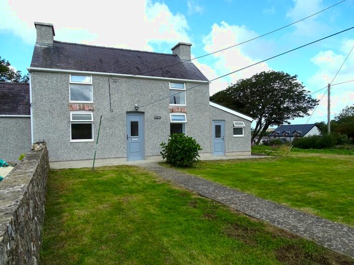 2 Bedroom Cottage To Rent In Penrhos, Tyn Lon, Holyhead, Ynys M&#;n, LL65
