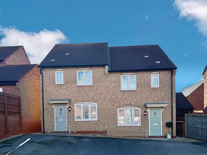 3 Bedroom Semi-Detached House To Rent In Baker Avenue, Gringley-on-the-Hill, Doncaster, DN10
