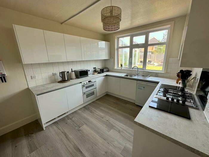 4 Bedroom House To Rent In Heathwood Road, Winton, Bournemouth, BH9