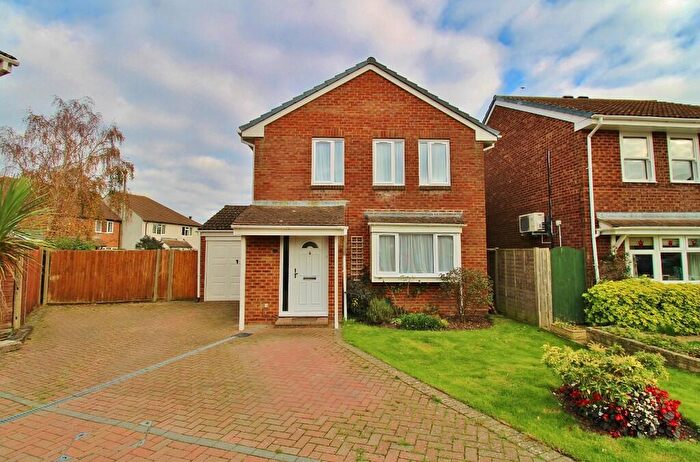 4 Bedroom Detached House For Sale In Forties Close, Stubbington, Fareham, PO14