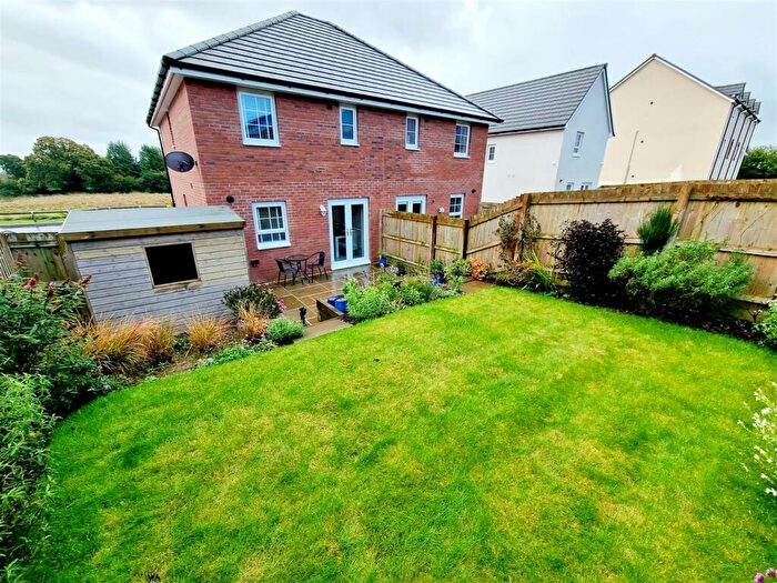 3 Bedroom Semi-Detached House For Sale In Barrabill Way, Launceston, PL15