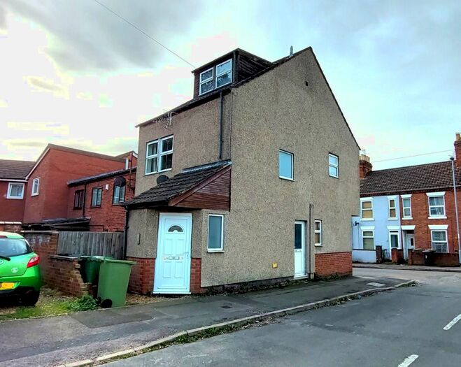 1 Bedroom Flat To Rent In Lister Road, Wellingborough, NN8