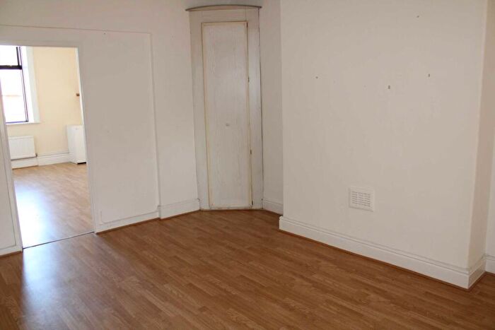 2 Bedroom Apartment To Rent In Middleton Road, Royton, OL2