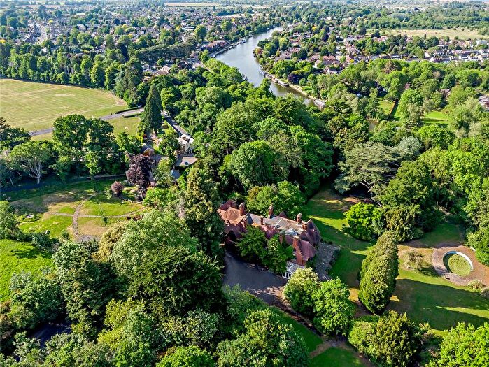 9 Bedroom Country House For Sale In Priest Hill, Old Windsor, Windsor, Surrey, SL4