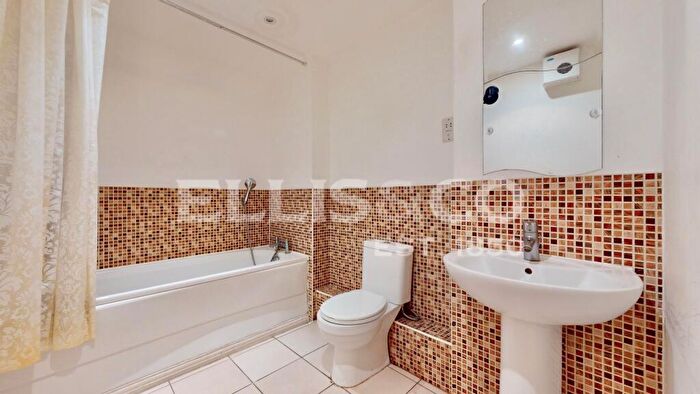 2 Bedroom Apartment To Rent In Essence Court, The Avenue, Wembley, HA9