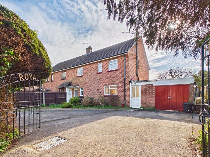 4 Bedroom Semi-Detached House For Sale In Ringwood Road, Walkford, Dorset, BH23