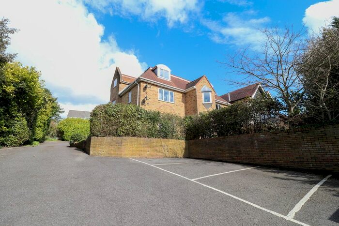 2 Bedroom Flat To Rent In Danecourt Road, Parkstone, Poole, BH14