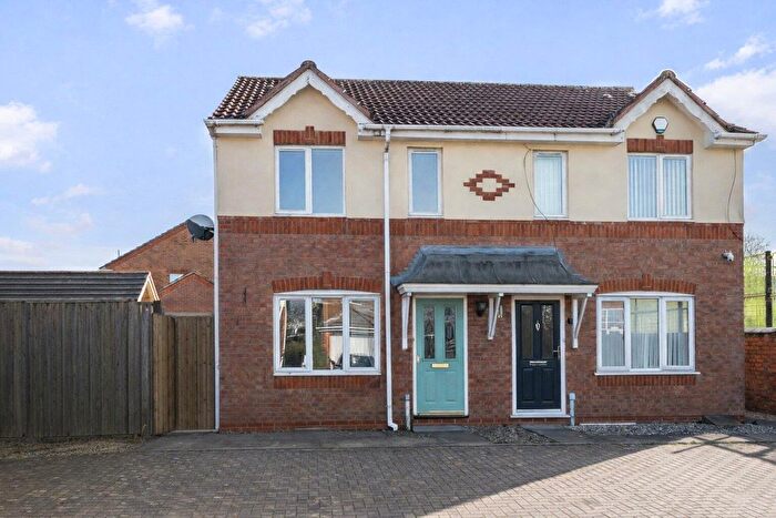 2 Bedroom Semi-Detached House For Sale In Old Masters Close, Walsall, WS1